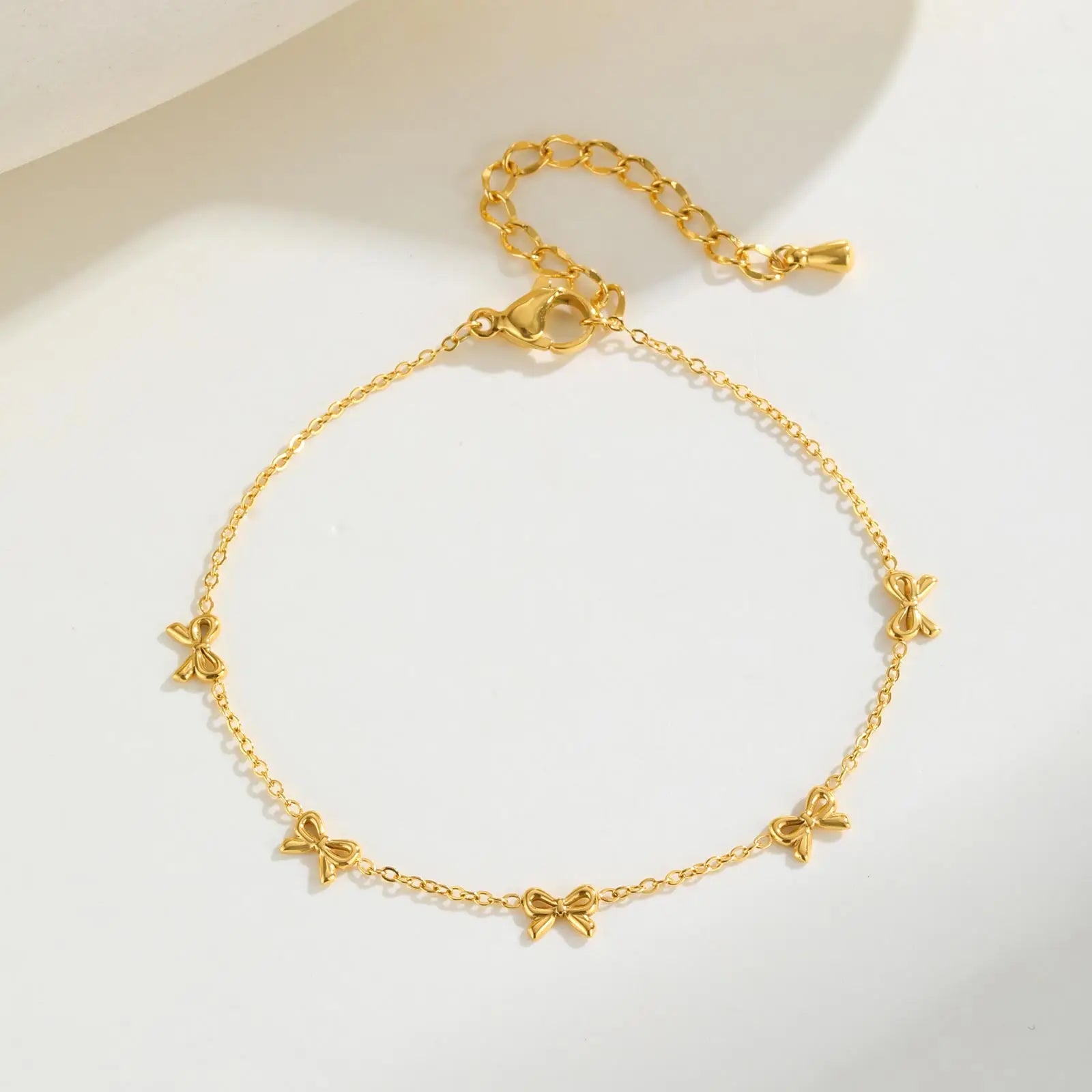 Minimalist Style Waterproof Gold Stainless Steel Flat Rolo Chain Bracelet with Bowknot for Women