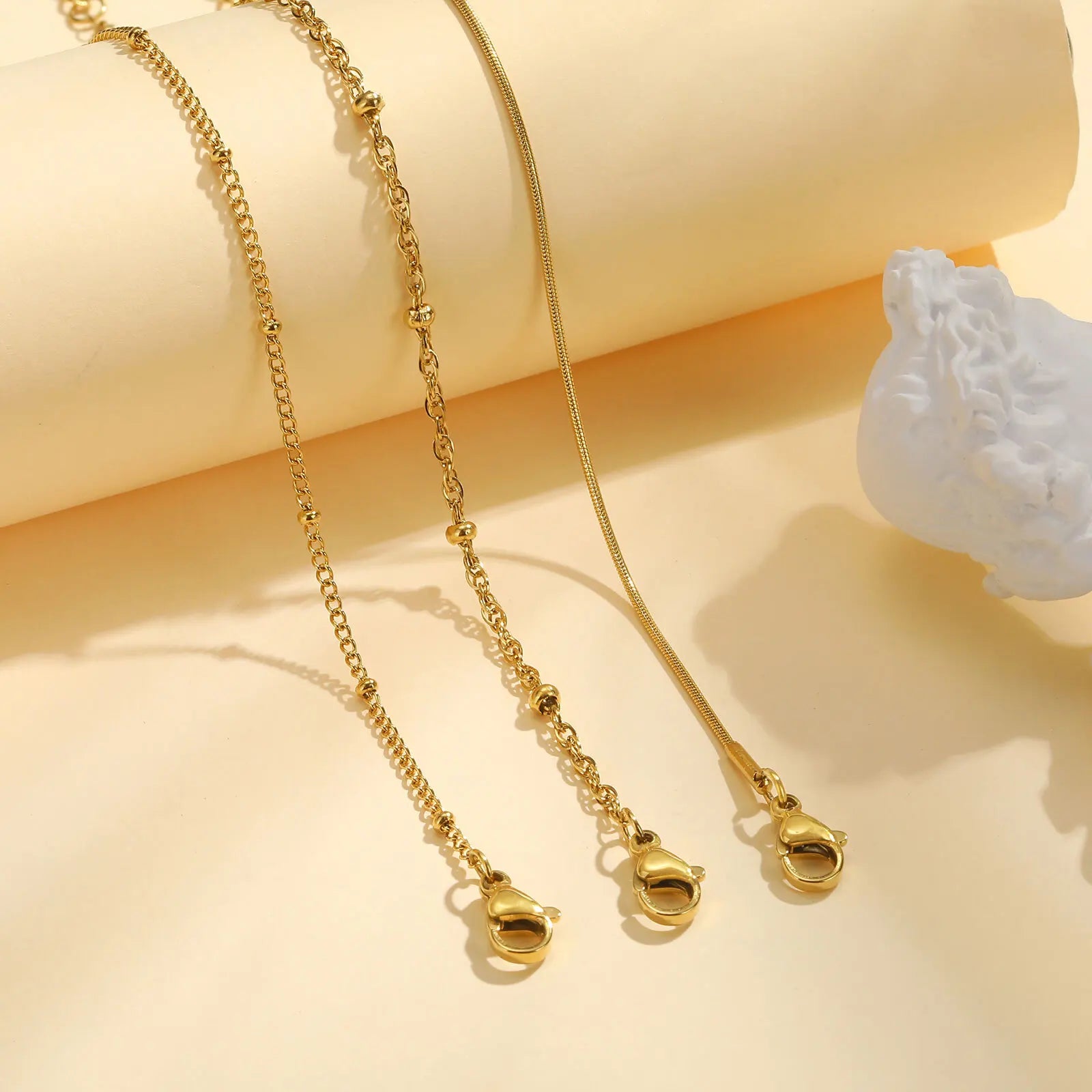 Women's 18K Gold Plated Stainless Steel Thin Link Chain Bracelet, Waterproof