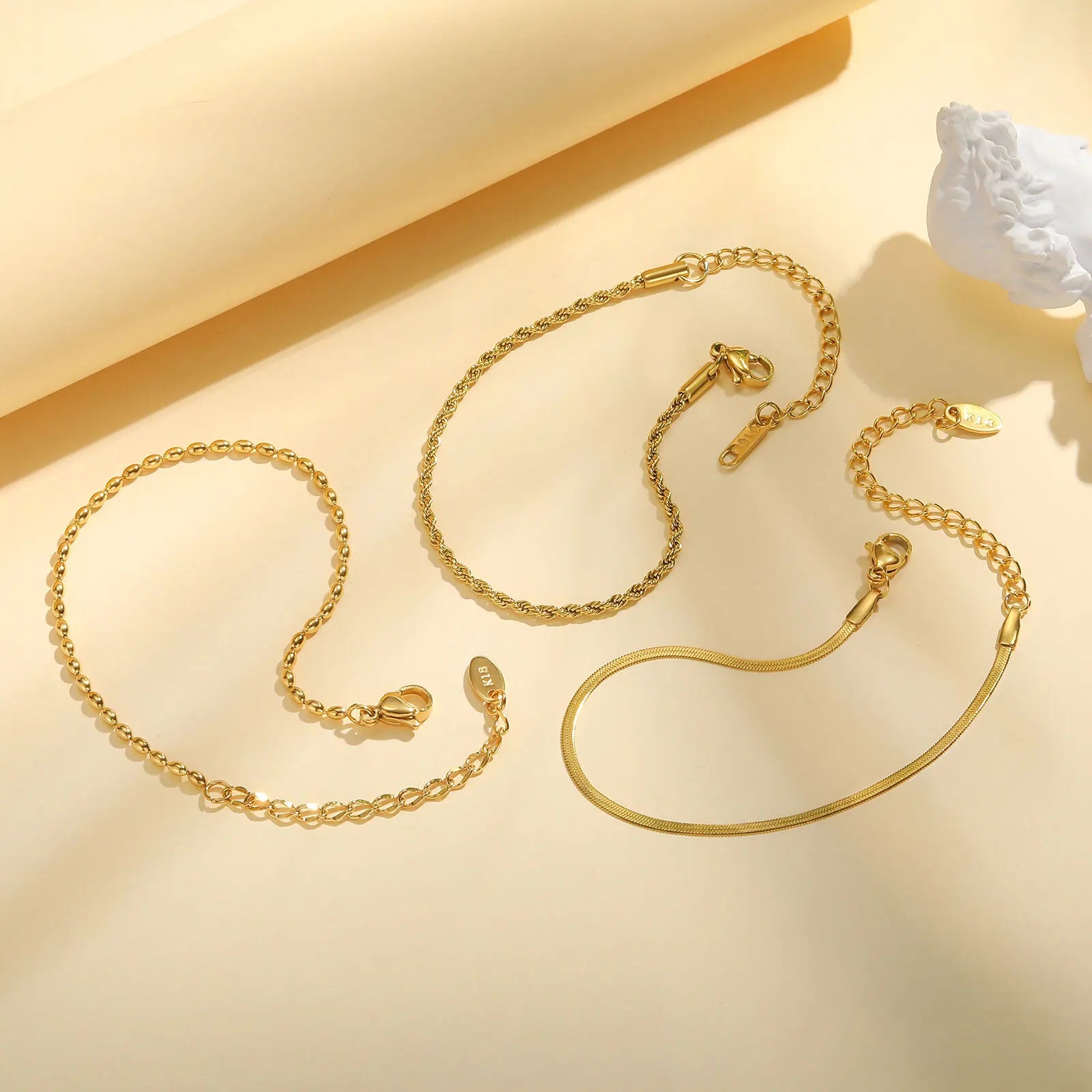 Women's 18K Gold Plated Stainless Steel Thin Link Chain Bracelet, Waterproof