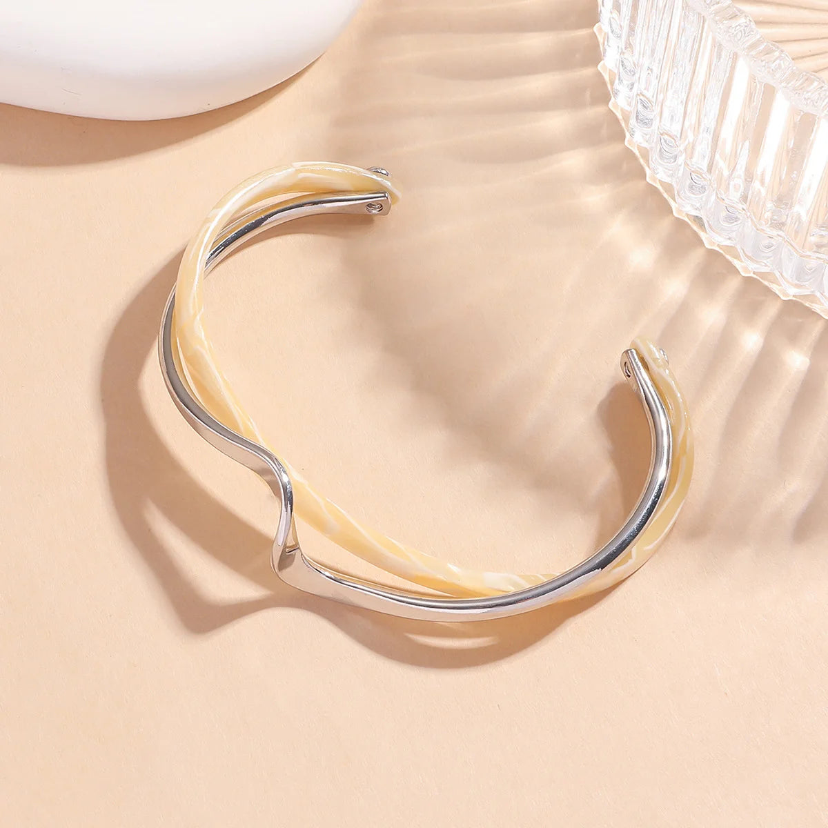 Trendy fashion bracelets for women